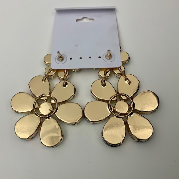 GEM Statement Flower Earrings - Picture 4 of 4